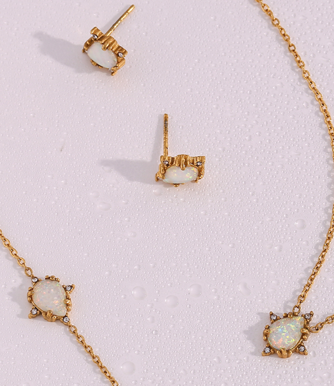 Waterdrop Studs