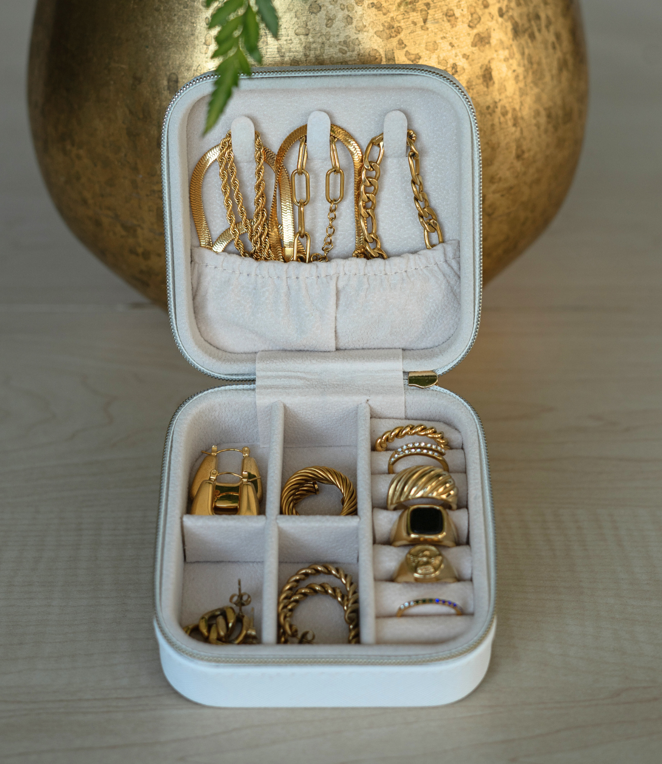 Iris Jewelry Box