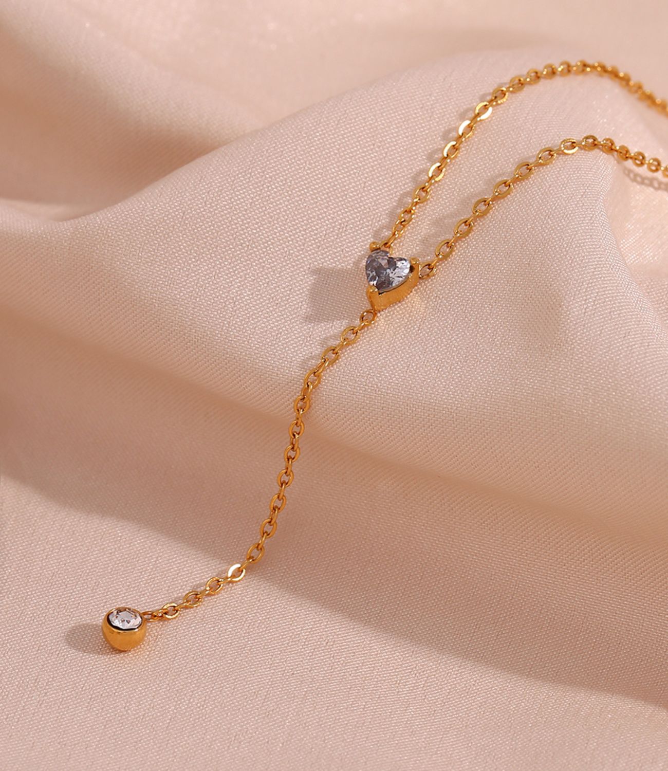 Delicate Glamour Necklace