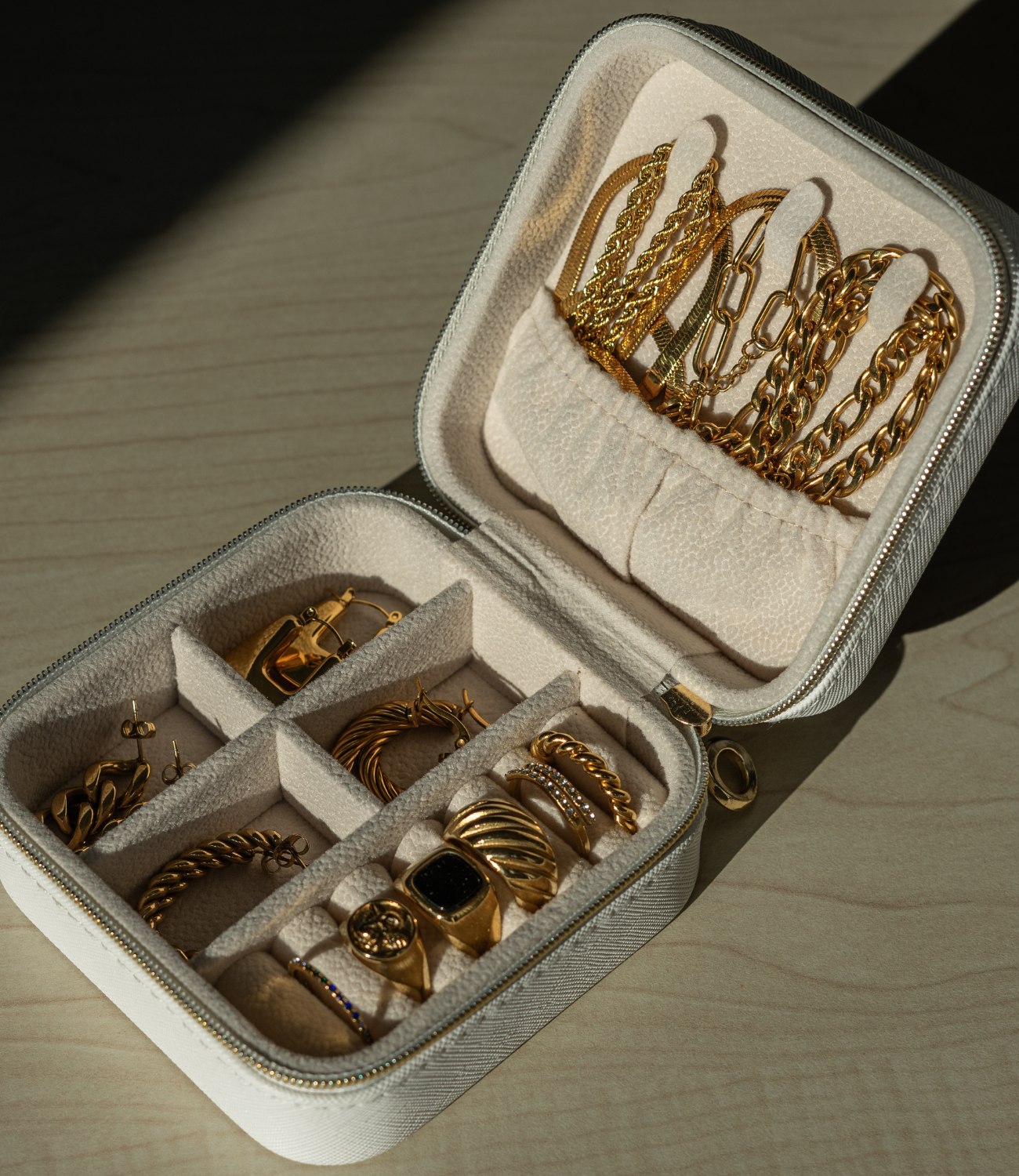 Iris Jewelry Box