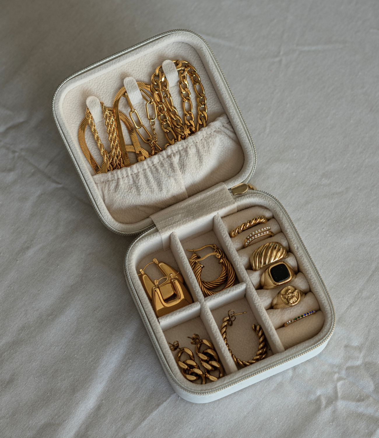Iris Jewelry Box