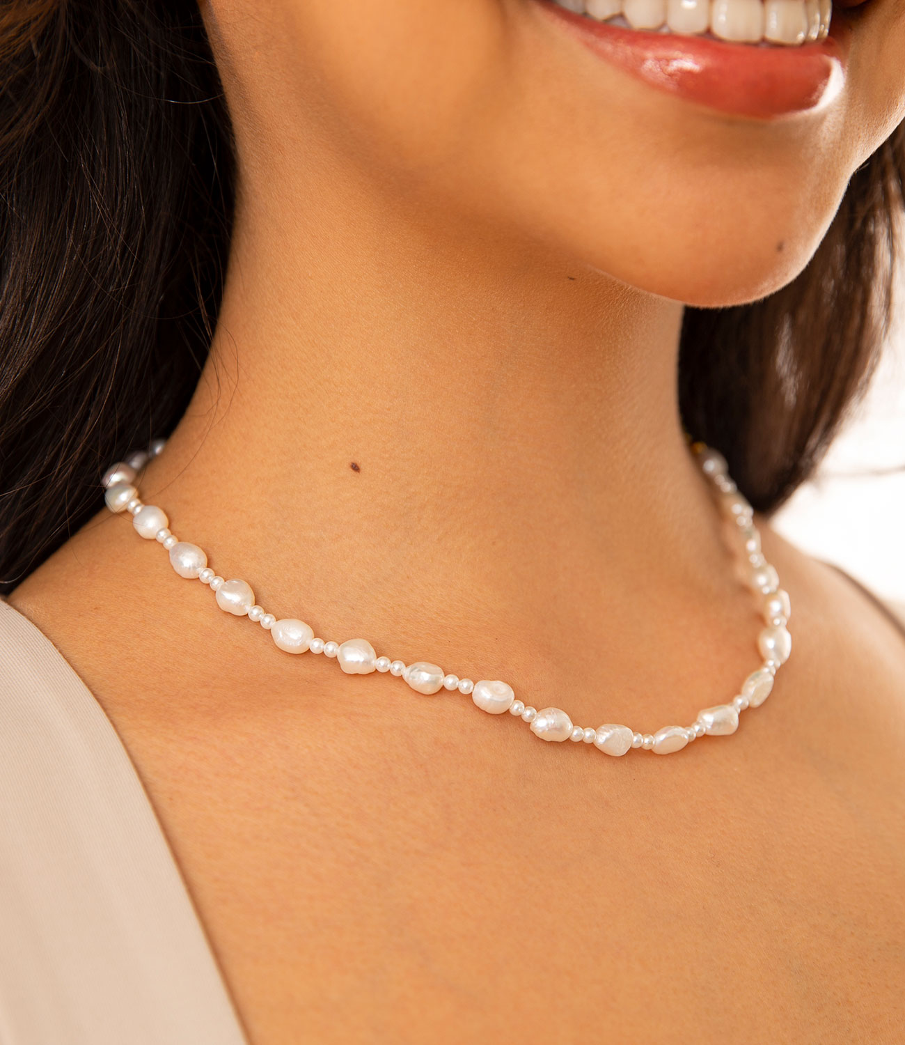 Unique Pearl Necklace